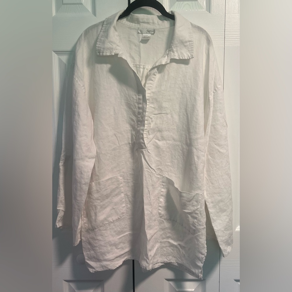 Women's Spiegel Ivory Linen Top